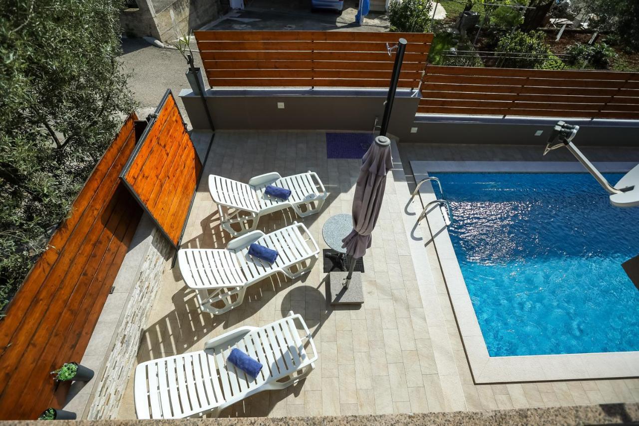 Pool Apartments Julia 자다르 외부 사진